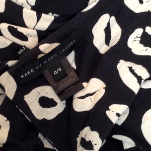 Marc Jacobs Y2K Lips Print Scarf